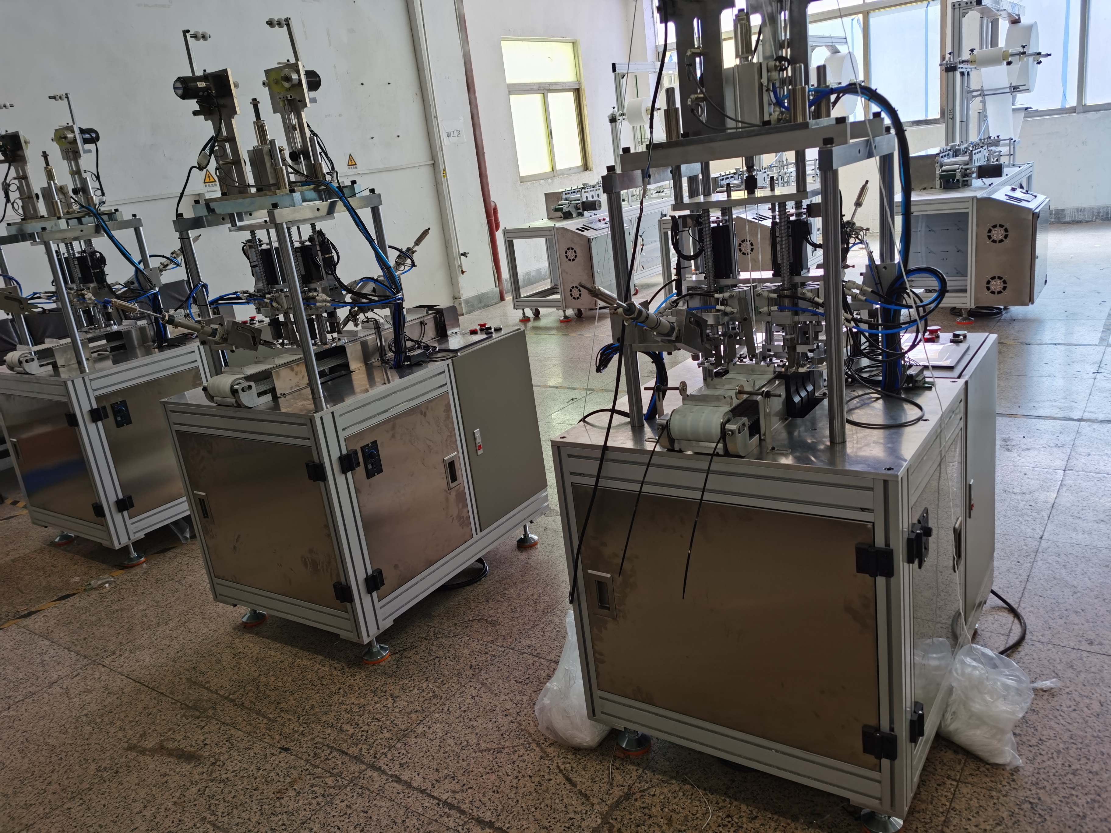 半自動(dòng)焊耳帶機(jī)